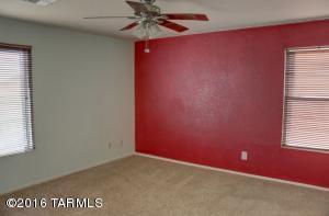 6132 E Bramble St, Tucson, AZ 85756 photo 13
