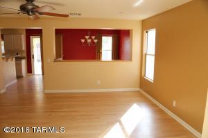 6132 E Bramble St, Tucson, AZ 85756 photo 5