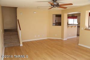 6132 E Bramble St, Tucson, AZ 85756 photo 6