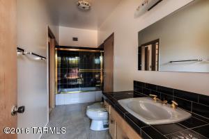 6922 E Baker St, Tucson, AZ 85710 photo 13