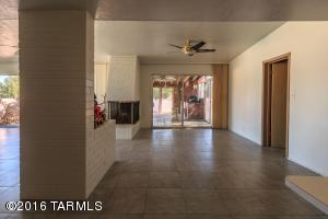 6922 E Baker St, Tucson, AZ 85710 photo 3
