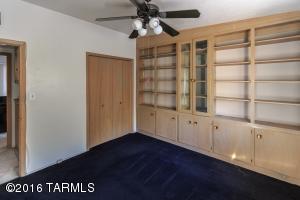 6922 E Baker St, Tucson, AZ 85710 photo 9
