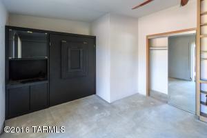 6922 E Baker St, Tucson, AZ 85710 photo 10