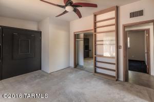6922 E Baker St, Tucson, AZ 85710 photo 11