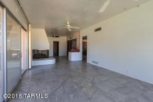 6922 E Baker St, Tucson, AZ 85710 photo 5