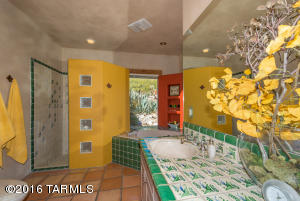 7370 E Thimble View Way, Tucson, AZ 85750 photo 9