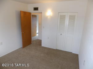 1314 E Nevada Dr, Tucson, AZ 85706 photo 17
