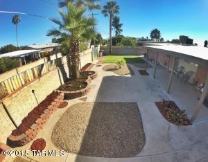 7357 Eli Dr, Tucson, AZ 85710 photo 1