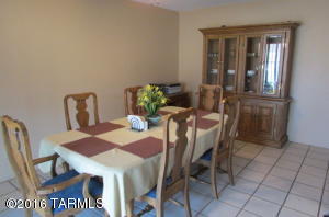 7557 E 27th St, Tucson, AZ 85710 photo 10