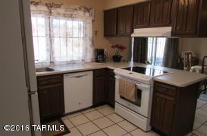7557 E 27th St, Tucson, AZ 85710 photo 7