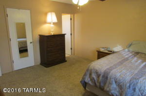7557 E 27th St, Tucson, AZ 85710 photo 13