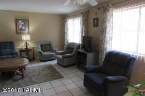 7557 E 27th St, Tucson, AZ 85710 photo 6