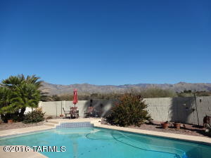 7401 E Riverbank Loop, Tucson, AZ 85715 photo 1