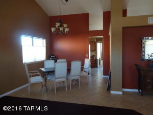 7401 E Riverbank Loop, Tucson, AZ 85715 photo 9