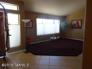 7401 E Riverbank Loop, Tucson, AZ 85715 photo 7