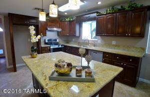 9426 E 3rd St, Tucson, AZ 85710 photo 12