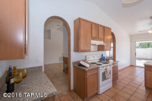3557 W Thundercloud Loop, Tucson, AZ 85742 photo 2