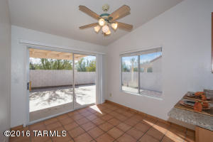 3557 W Thundercloud Loop, Tucson, AZ 85742 photo 3