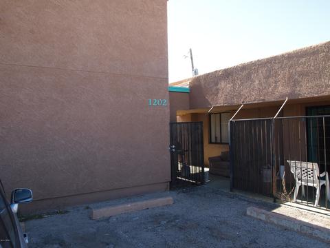 1202 E Lee St, Tucson, AZ 85719 photo 3
