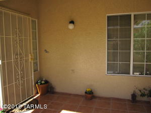 5412 S Wembly Rd, Tucson, AZ 85746 photo 3