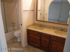309 E Deone Ln, Tucson, AZ 85704 photo 9