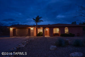 8861 E Saddleback Dr, Tucson, AZ 85749 photo 12