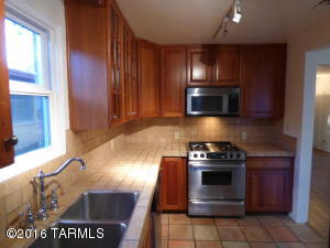 2415 E 8th St, Tucson, AZ 85719 photo 4