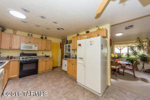 751 N Slate Dr, Vail, AZ 85641 photo 5