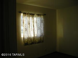 146 E Mark St, Benson, AZ 85602 photo 8