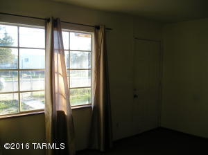 146 E Mark St, Benson, AZ 85602 photo 6