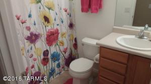 3860 E Sun View Ct, Tucson, AZ 85706 photo 8