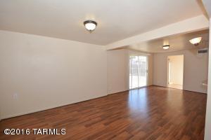 8524 E Kenyon Dr, Tucson, AZ 85710 photo 15
