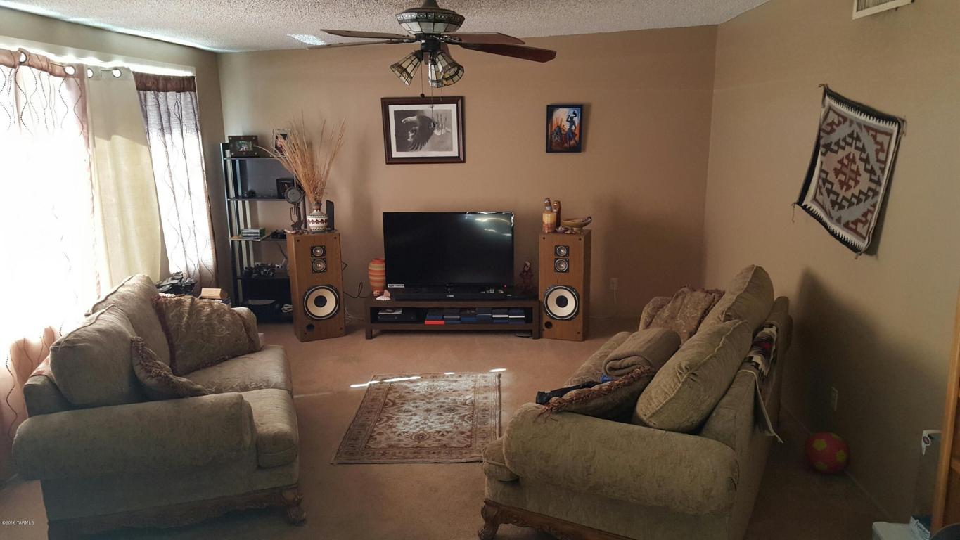 7401 E 34th St, Tucson, AZ 85710 photo 9