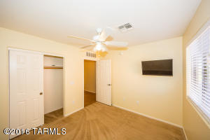 724 S Willis Ray Ave, Vail, AZ 85641 photo 12