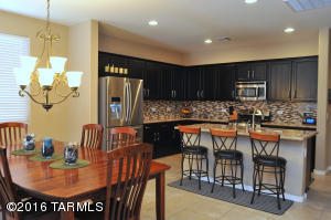 250 E Sycamore View Rd, Vail, AZ 85641 photo 2