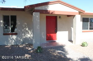 4949 E 2nd St, Tucson, AZ 85711 photo 2