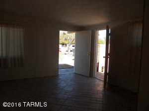 10 Elvado Rd, Tucson, AZ 85756 photo 4