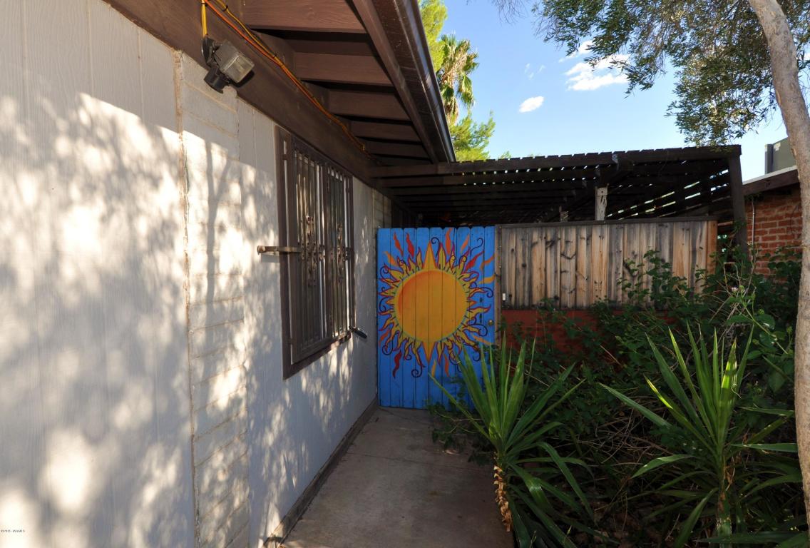 4330 E 3rd St, Tucson, AZ 85711 photo 3