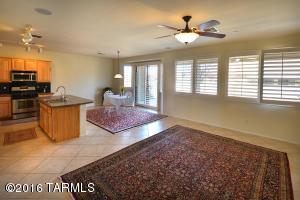 10559 E Rose Hill St, Tucson, AZ 85747 photo 4