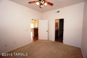 2018 E River Rd #105, Tucson, AZ 85718 photo 4
