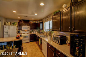 5944 E Tercel Dr, Tucson, AZ 85756 photo 8