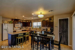 5944 E Tercel Dr, Tucson, AZ 85756 photo 9