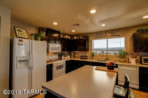 5944 E Tercel Dr, Tucson, AZ 85756 photo 7