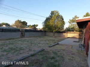 4332 E Montecito St, Tucson, AZ 85711 photo 9