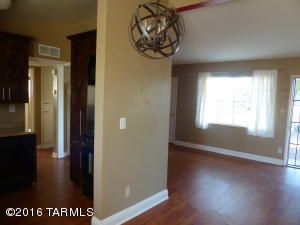 4332 E Montecito St, Tucson, AZ 85711 photo 6