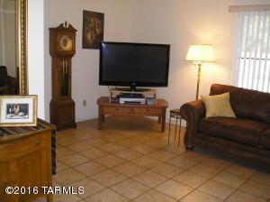 6844 N De Chelly Loop, Tucson, AZ 85741 photo 2
