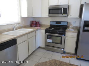 6744 E 12th St, Tucson, AZ 85710 photo 9