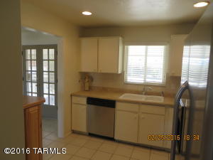 6744 E 12th St, Tucson, AZ 85710 photo 7
