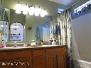 8996 E Marci Lynne Way, Tucson, AZ 85747 photo 35