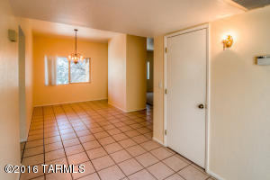 9071 E Lester St, Tucson, AZ 85715 photo 15